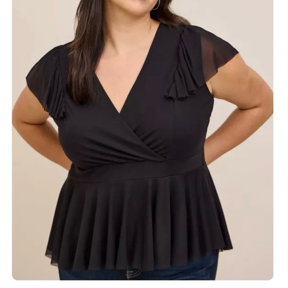 Torrid Stretch Mesh Ruffle Sleeves Stretchy Top Plus Size 1XL 14/16